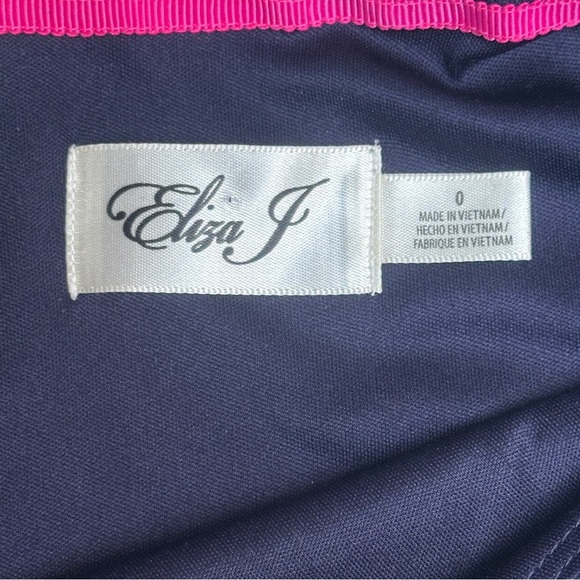 Eliza J Navy Floral Shift Dress Size 0 - Picture 10 of 13